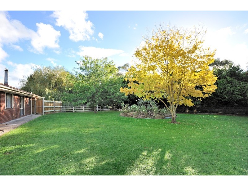 1 Ablett Court, Drouin VIC 3818