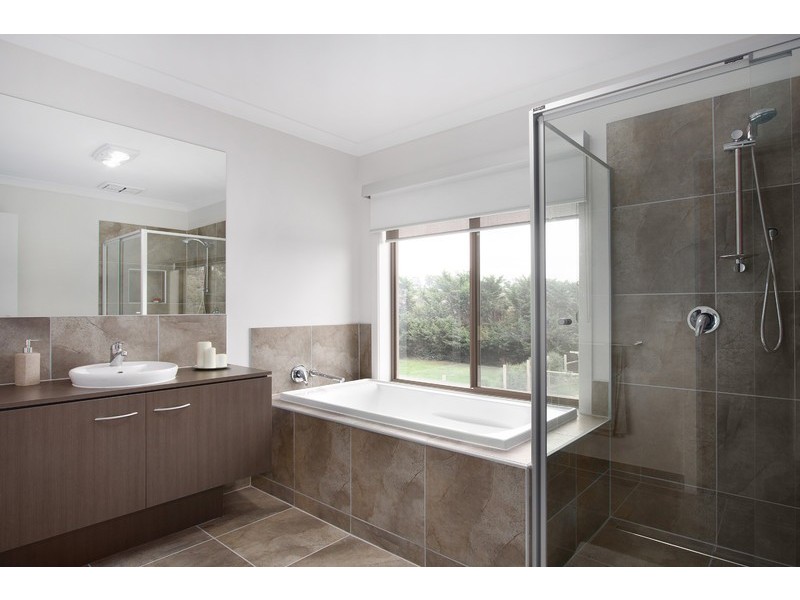 1A Ablett Court, Drouin VIC 3818