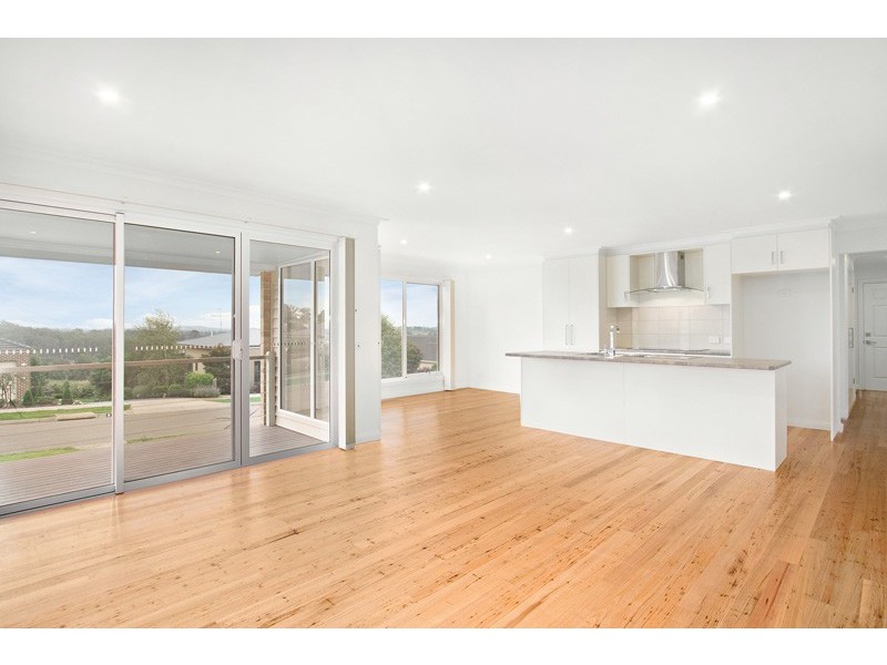 3/8 Benjamin Street, Neerim South VIC 3831