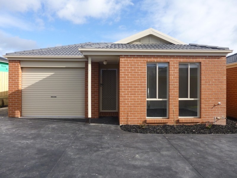 3/14 Shakespeare Court, Drouin VIC 3818
