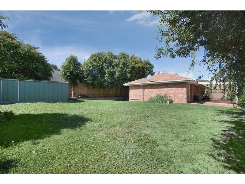 5 Helen Street, Drouin VIC 3818