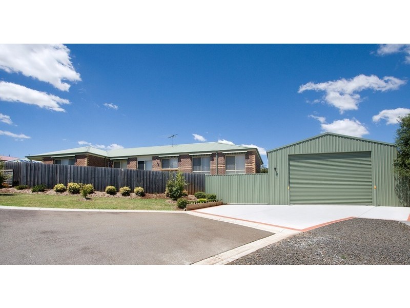 3 Emma Close, Drouin VIC 3818