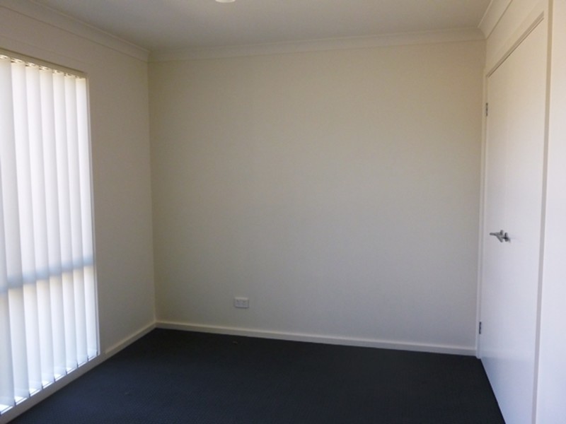 21 Shakespeare Court, Drouin VIC 3818