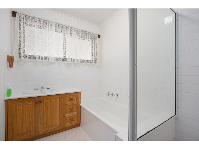 84 Church Street, Drouin VIC 3818