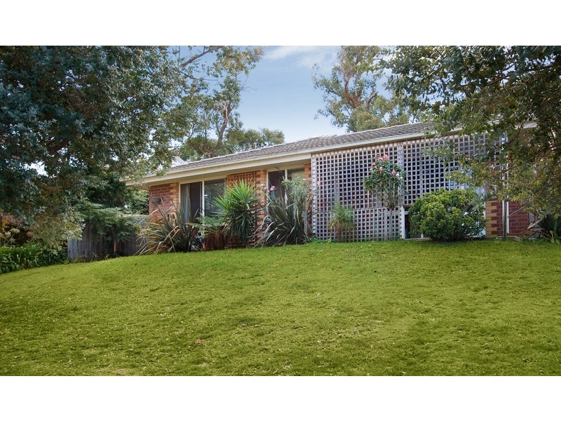 8 Tonia Court, Pakenham VIC 3810