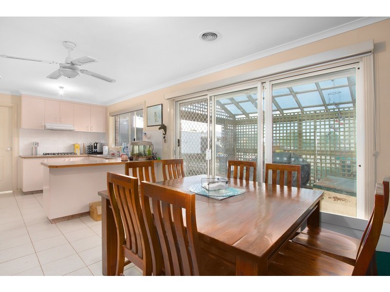 8 Tonia Court, Pakenham VIC 3810