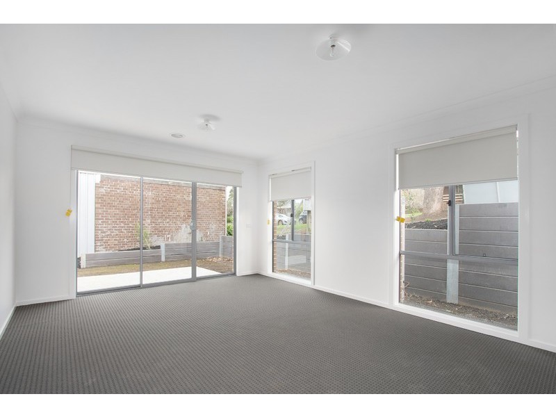 Unit 2, 16 Gerrard Street, Drouin VIC 3818
