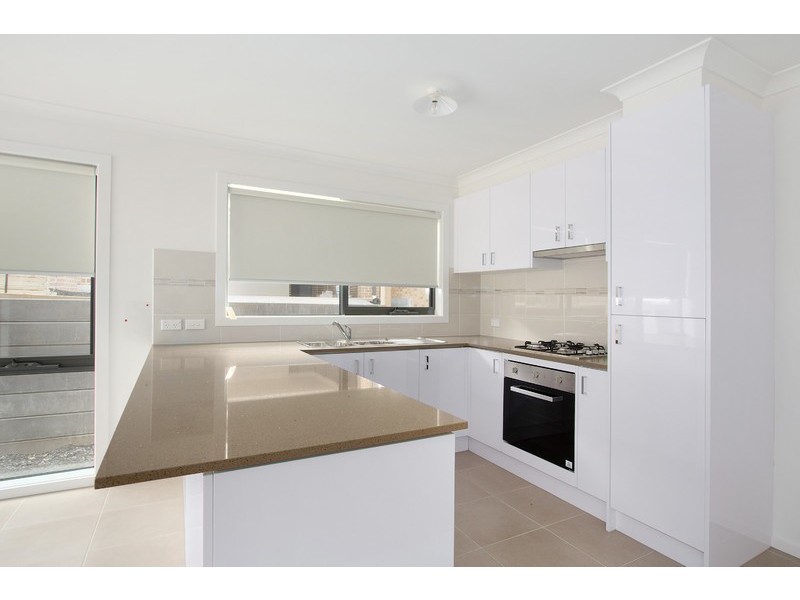 Unit 2, 16 Gerrard Street, Drouin VIC 3818