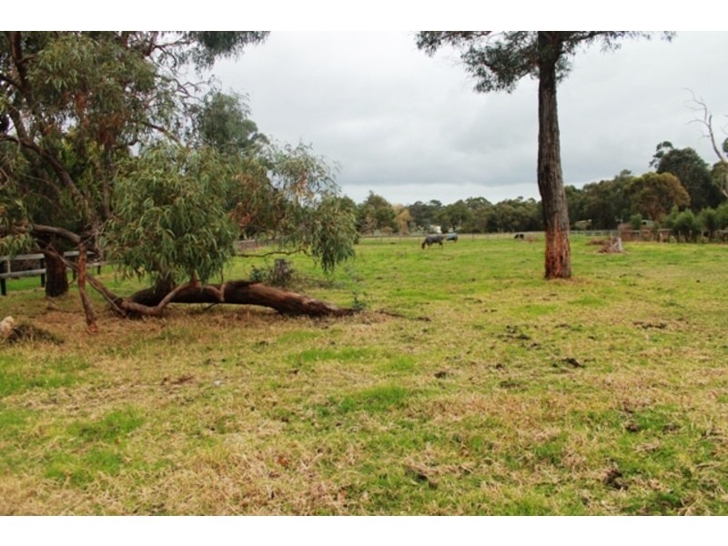 76 Wattletree Road, Bunyip VIC 3815