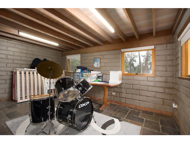 245 Junction Road, Jeeralang Junction VIC 3840