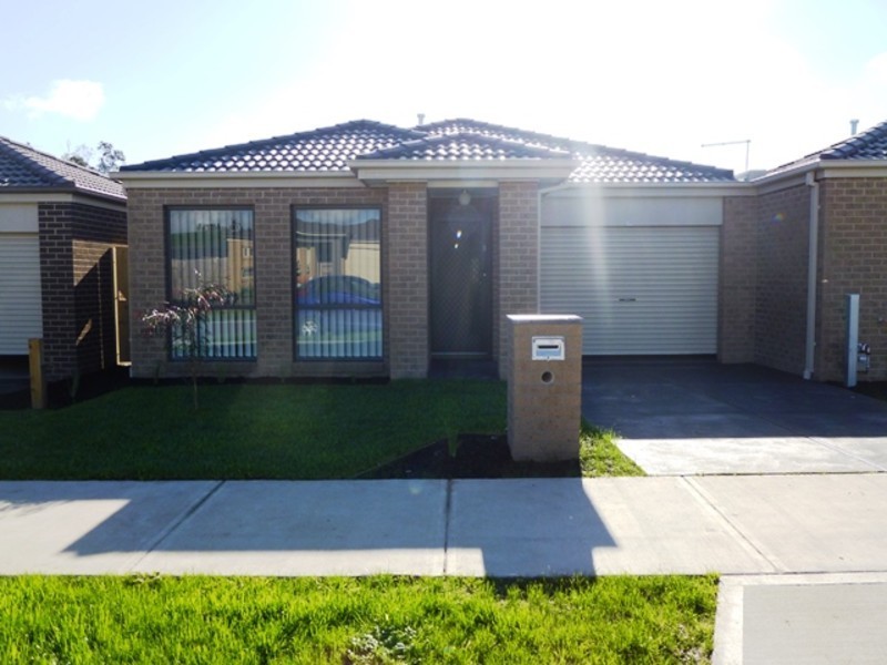 19 Shakespeare Court, Drouin VIC 3818