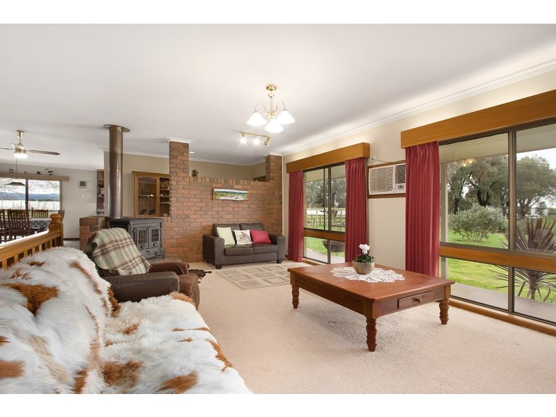 225 Fishers Road, Drouin VIC 3818