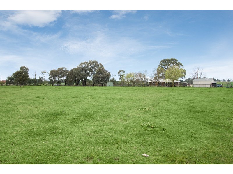 225 Fishers Road, Drouin VIC 3818