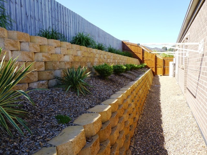 26 Hatfield Drive, Drouin VIC 3818