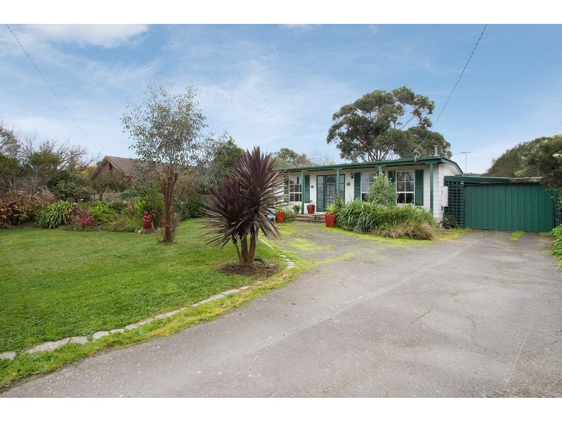 46 Railway Avenue, Bunyip VIC 3815