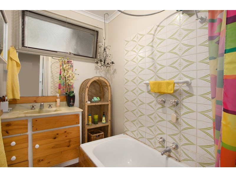 46 Railway Avenue, Bunyip VIC 3815