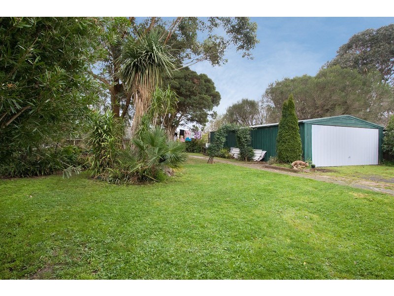 46 Railway Avenue, Bunyip VIC 3815