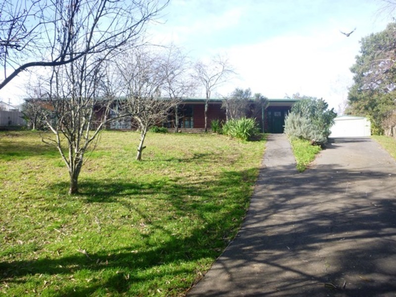 16 Thomas Court, Warragul VIC 3820