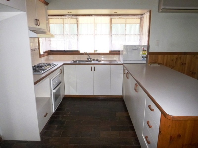 16 Thomas Court, Warragul VIC 3820