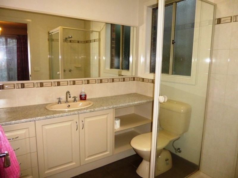 6 Toorongo Street, Drouin VIC 3818