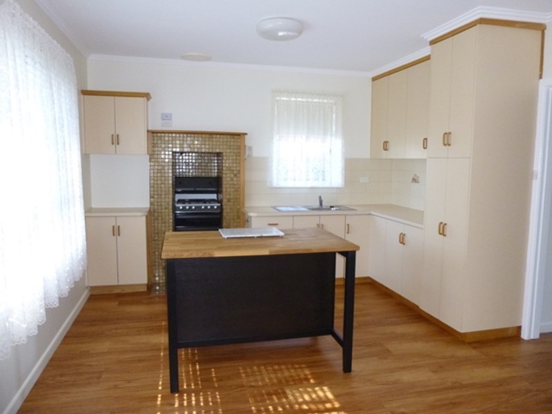 40 Albert Road, Drouin VIC 3818