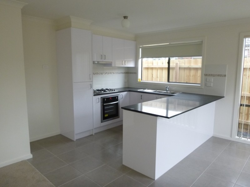 15/9 Shakespeare Court, Drouin VIC 3818