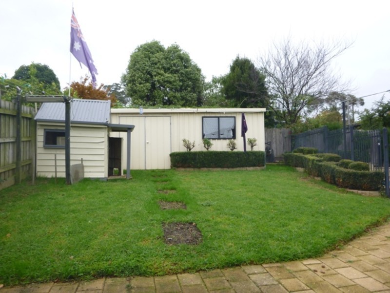 14 Acacia Street, Drouin VIC 3818