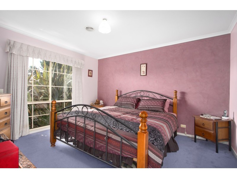 8 Ablett Court, Drouin VIC 3818