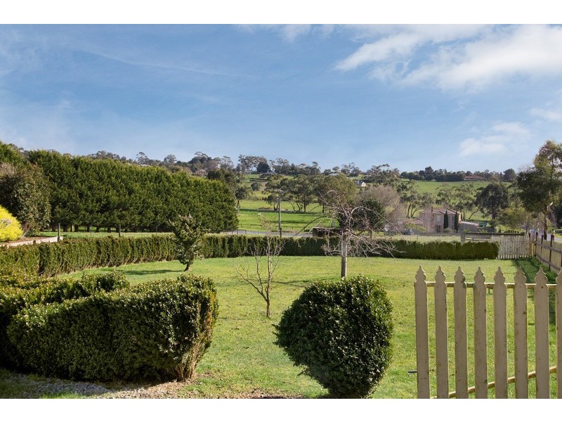 8 Ablett Court, Drouin VIC 3818
