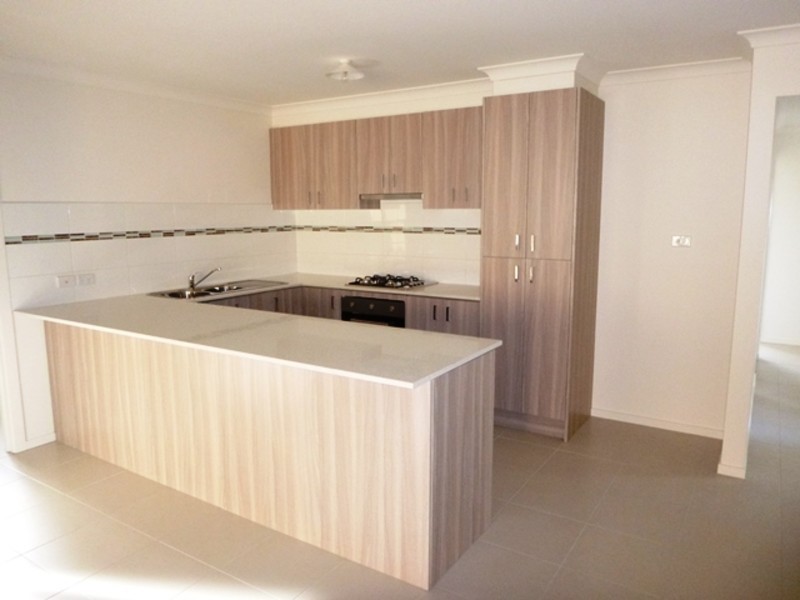 1/16 Gerrard Street, Drouin VIC 3818