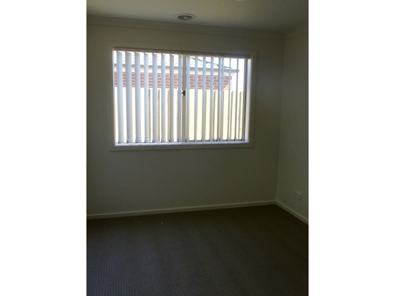 29 Shakespeare Court, Drouin VIC 3818