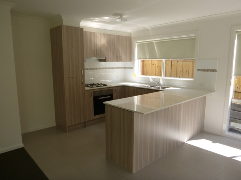 6 Telford Circuit, Drouin VIC 3818