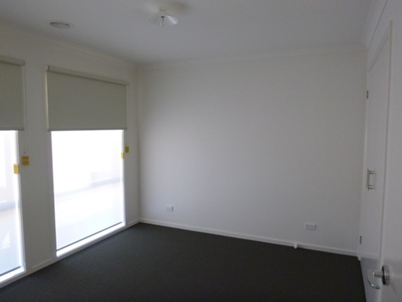 6 Telford Circuit, Drouin VIC 3818