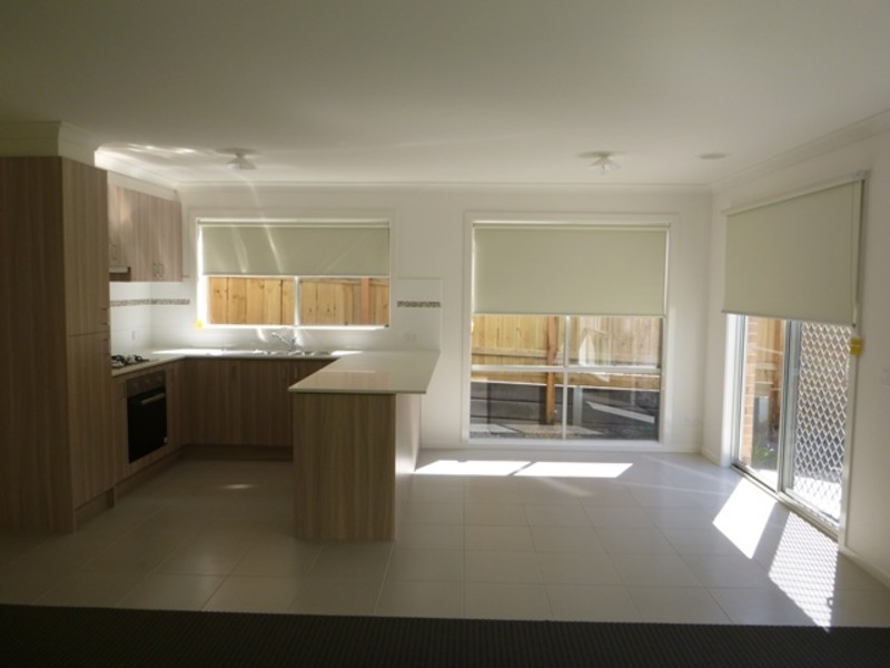 6 Telford Circuit, Drouin VIC 3818