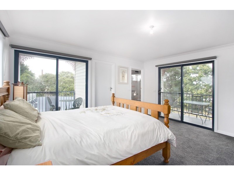 21 Kraft Crescent, Drouin VIC 3818