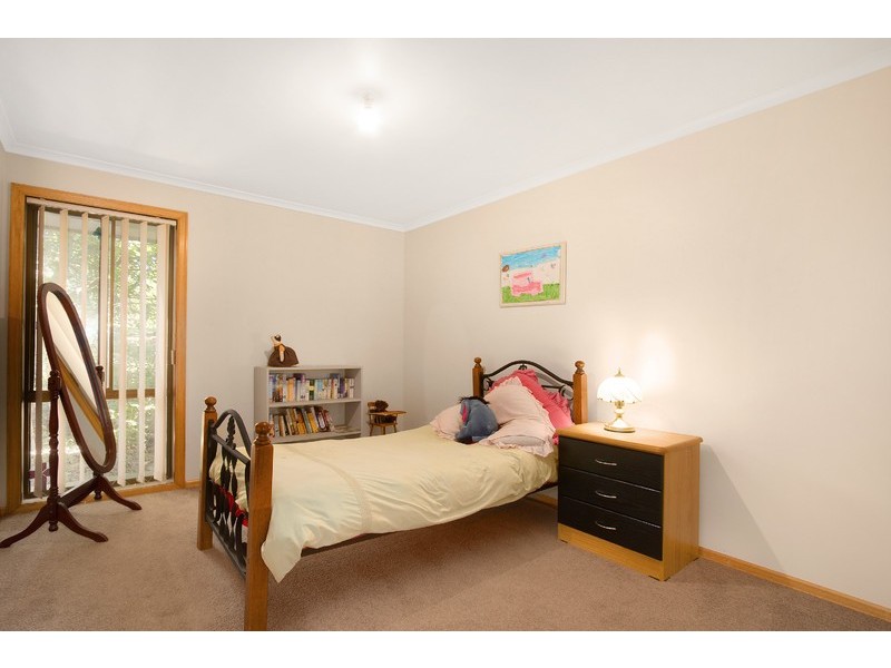 9 Waddell Road, Drouin VIC 3818