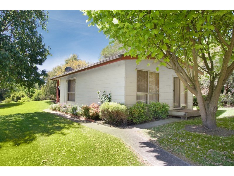 9 Waddell Road, Drouin VIC 3818