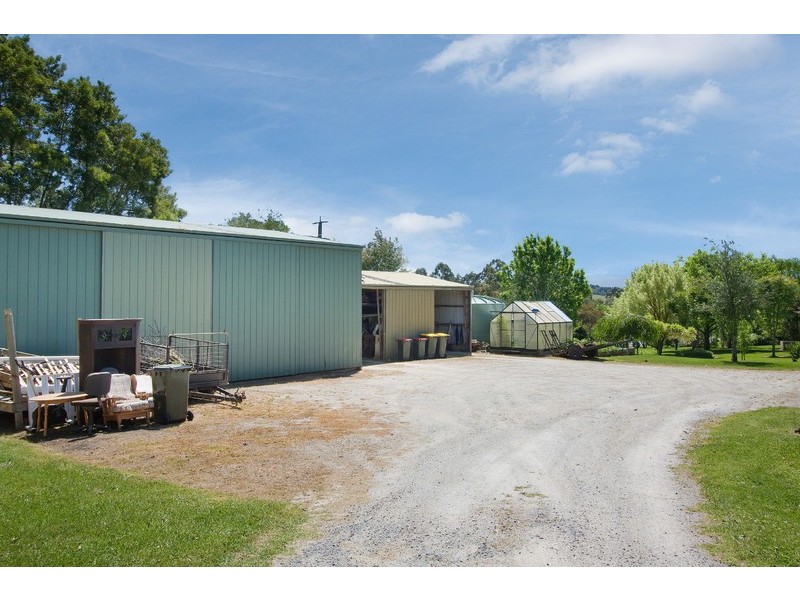 9 Waddell Road, Drouin VIC 3818