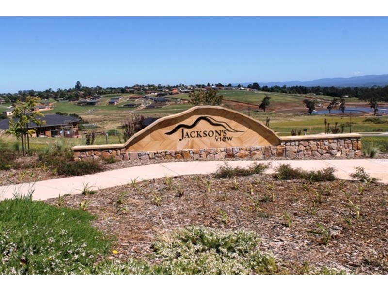 7 Bexley Boulevard, Drouin VIC 3818