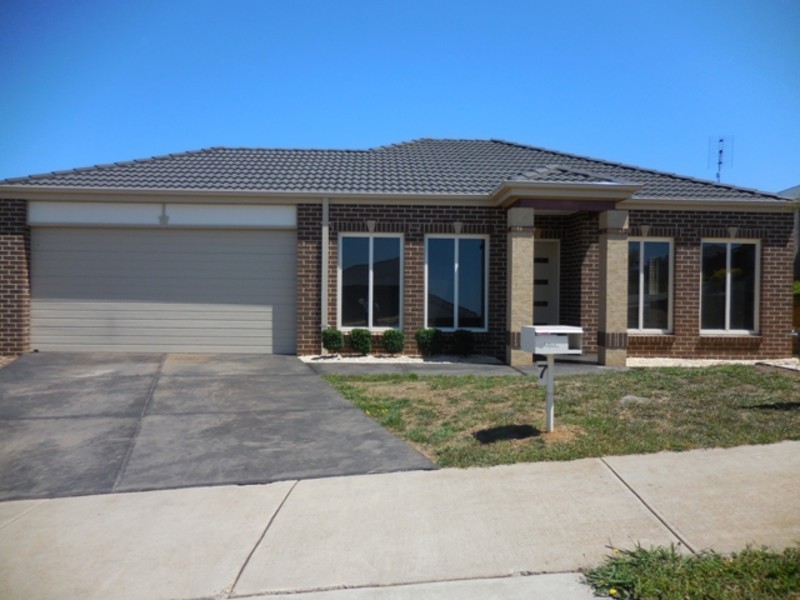 7 Ajax Street, Drouin VIC 3818