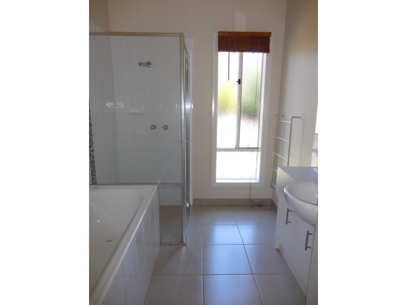 7 Ajax Street, Drouin VIC 3818