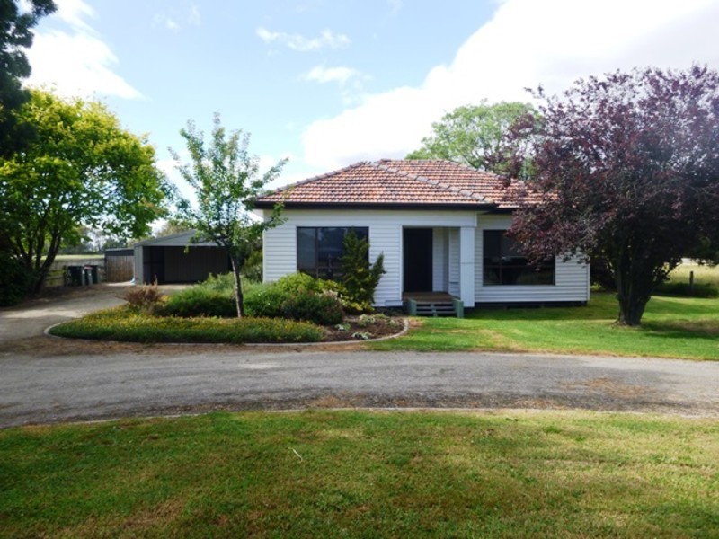 12 Sherwood Street, Longwarry North VIC 3816