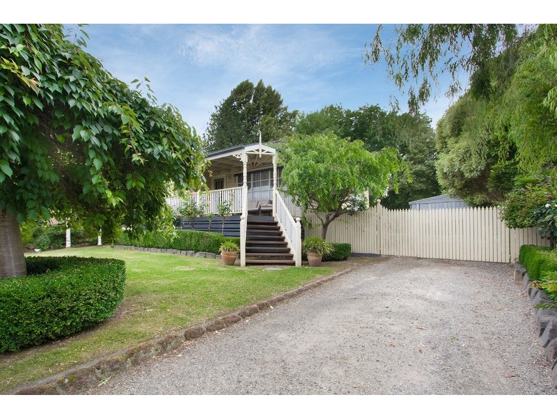 46 Acacia Street, Drouin VIC 3818