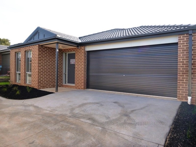 12 Telford Circuit, Drouin VIC 3818