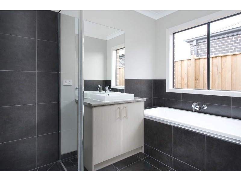 3 Ashdown Drive, Warragul VIC 3820