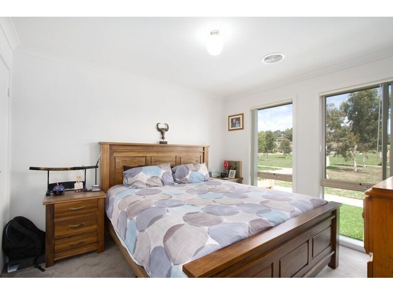 31 Shakespeare Court, Drouin VIC 3818
