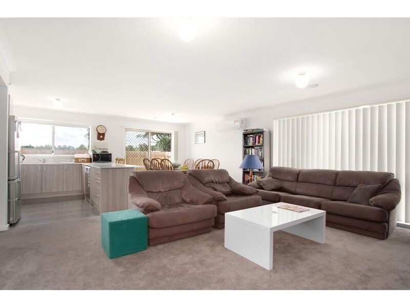 31 Shakespeare Court, Drouin VIC 3818