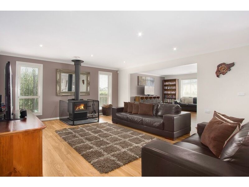 33 Rimfire Avenue, Drouin VIC 3818