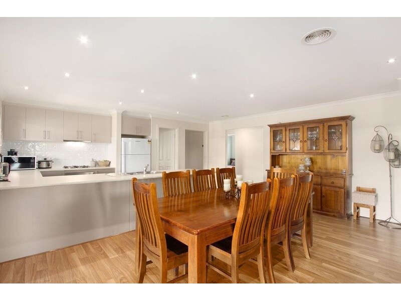 33 Rimfire Avenue, Drouin VIC 3818