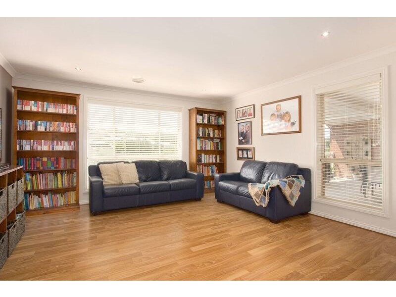 33 Rimfire Avenue, Drouin VIC 3818
